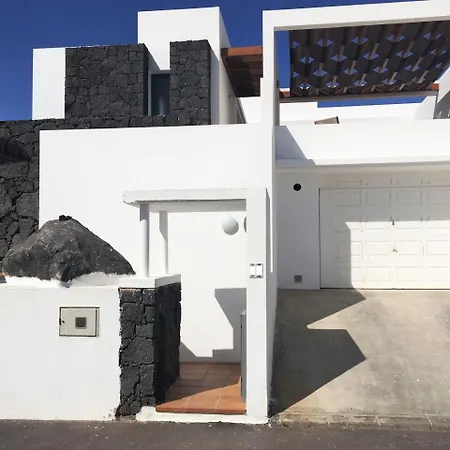 Villa Famara By Villalia