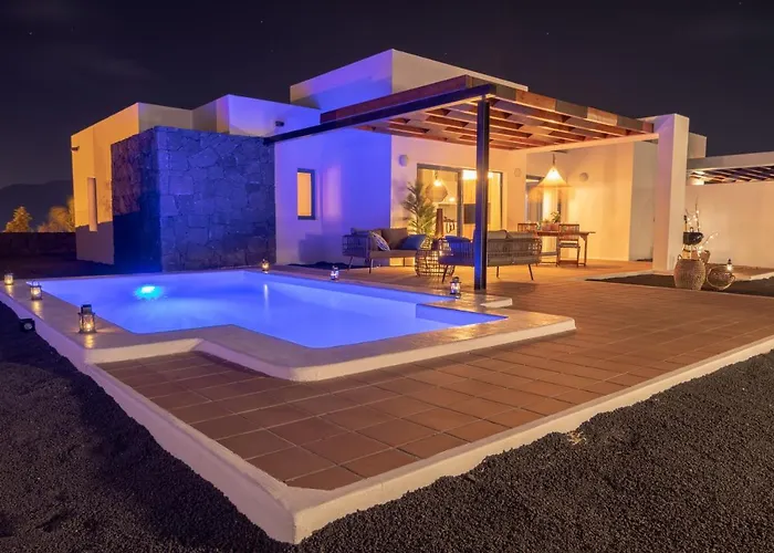 Famara By Villalia Villa